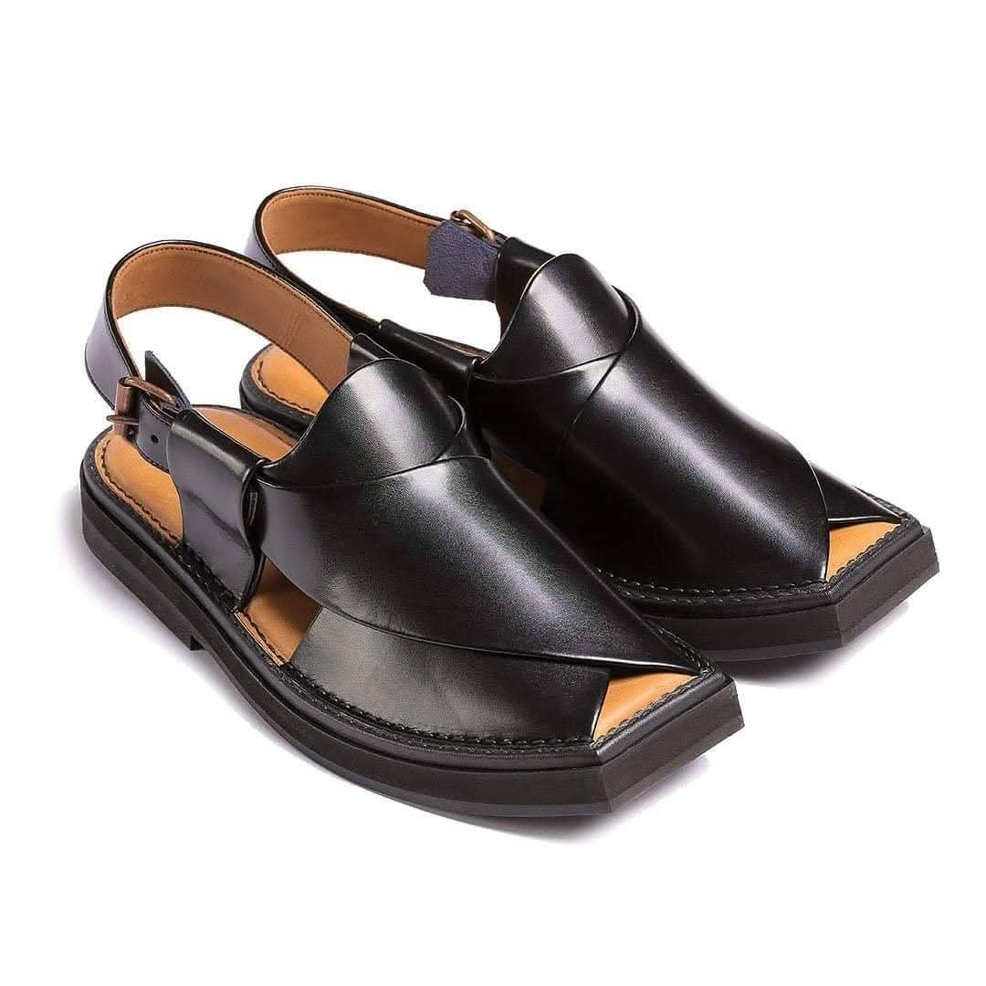 Kaptan Black Leather Chappal